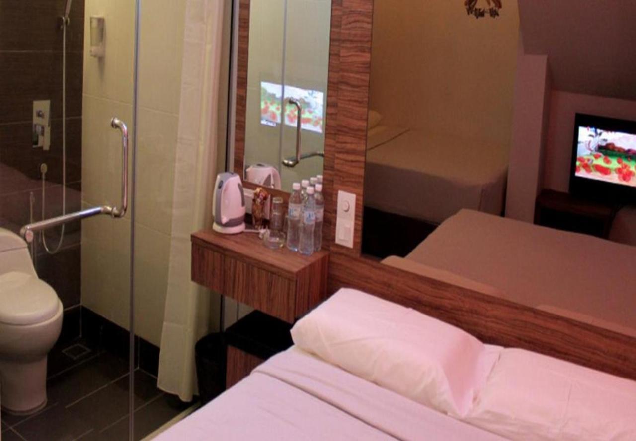 Time Hotel Seremban Esterno foto
