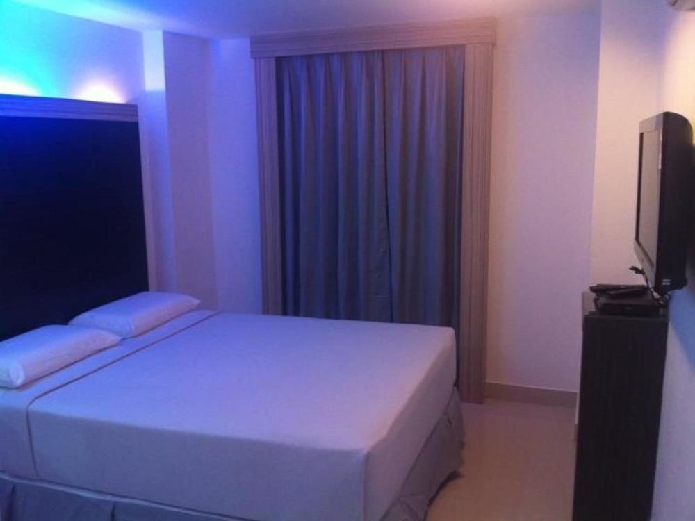 Time Hotel Seremban Esterno foto